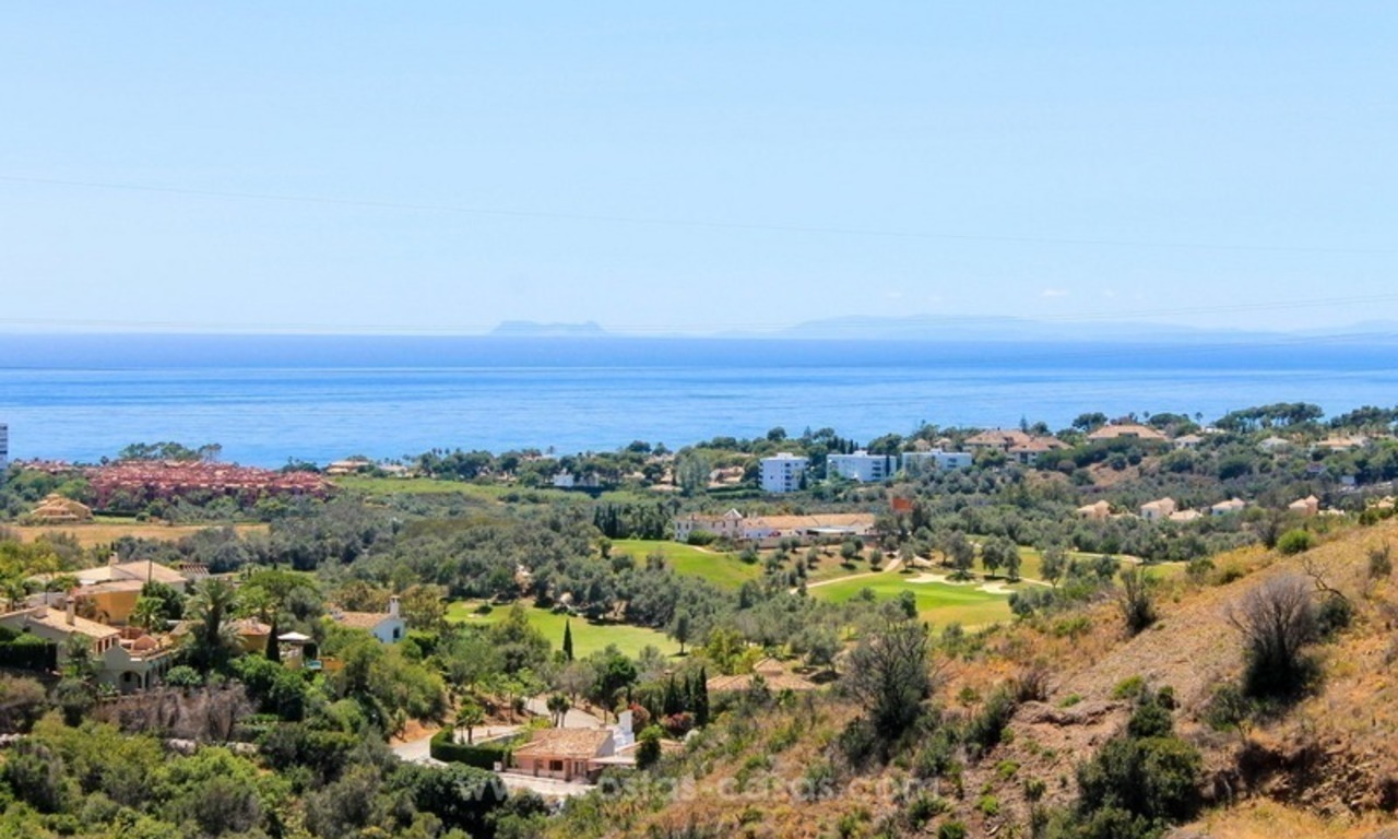 Nueva villa moderna a estrenar a la venta en Marbella Este 4