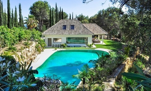Nueva villa contemporánea de lujo de primera línea de golf en venta, este de Marbella 