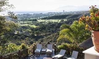 Villa con vistas al mar en venta al Este de Marbella 0