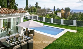 Villa de estilo moderno, con excelentes vistas panorámicas al mar en Marbella 2