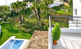 Villa de estilo moderno, con excelentes vistas panorámicas al mar en Marbella 14