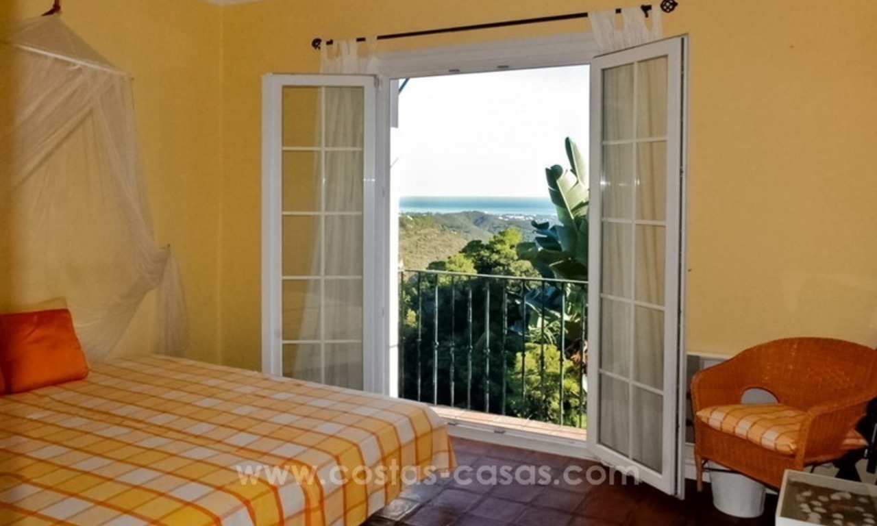 A la venta: Villa encantadora tradicional andaluza, con excelentes vistas al mar en El Madroñal, Benahavis - Marbella 18