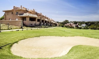 Ganga! Adosadas en primera línea de golf en venta en Cabopino, Marbella 6