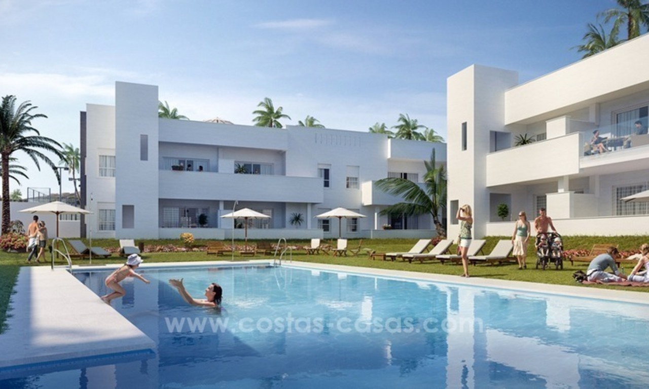 Apartamentos modernos nuevos de 2 o 3 dormitorios en venta en Nueva Andalucía, Marbella 0