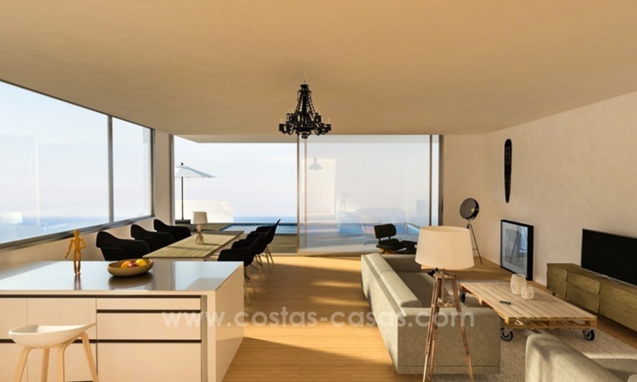 Nueva villa moderna de lujo junto a la playa en venta en Marbella Este 3