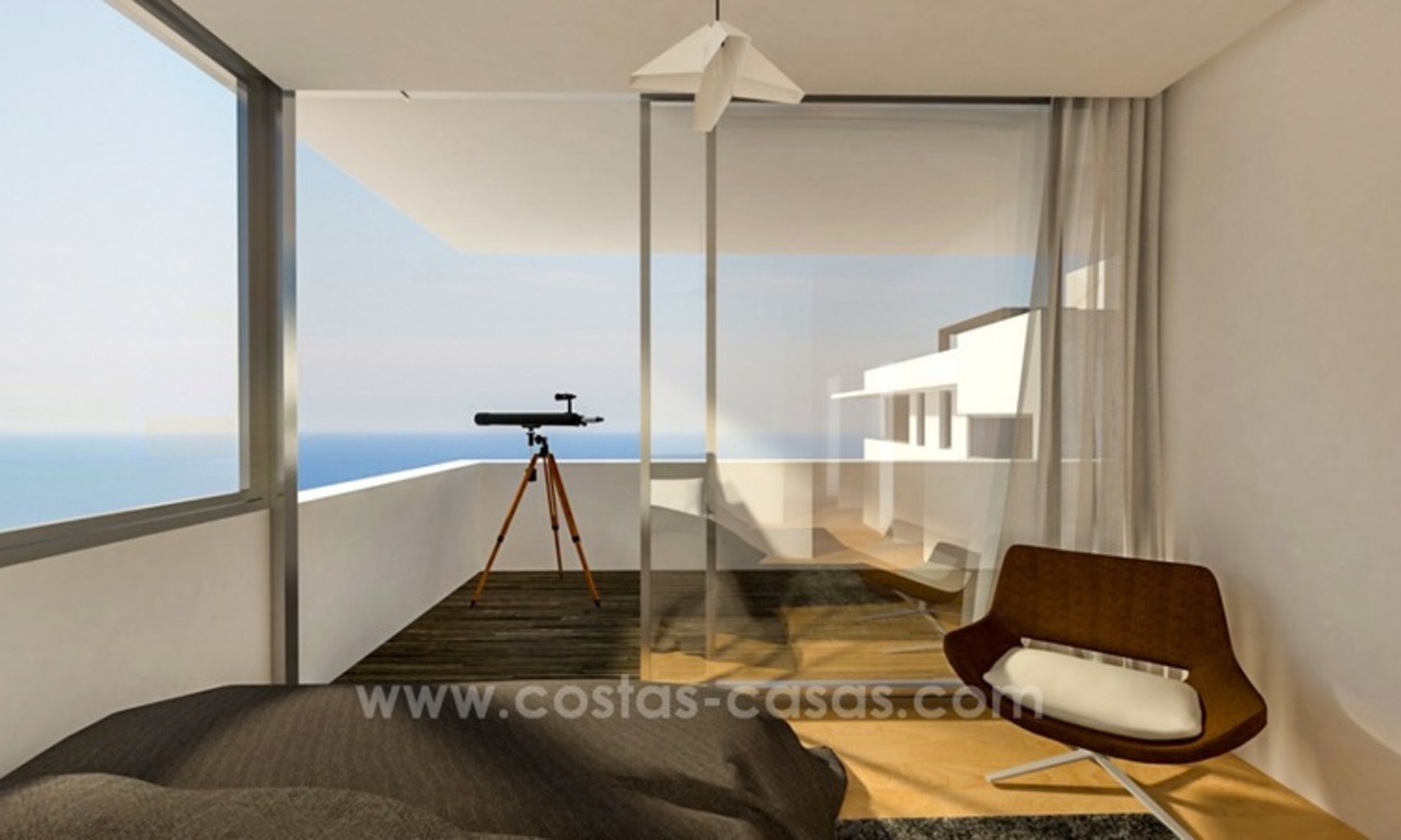 Nueva villa moderna de lujo junto a la playa en venta en Marbella Este 4