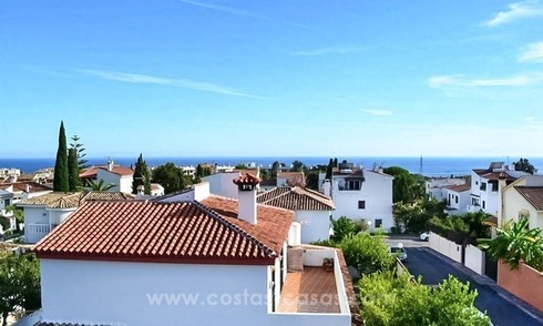 Acogedora villa, parcialmente reformada en venta en el centro de Marbella 