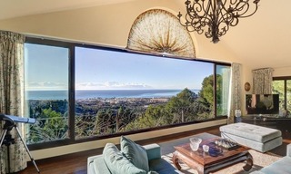 Villa de lujo con vistas al mar en venta cerca de la ciudad de Marbella 2