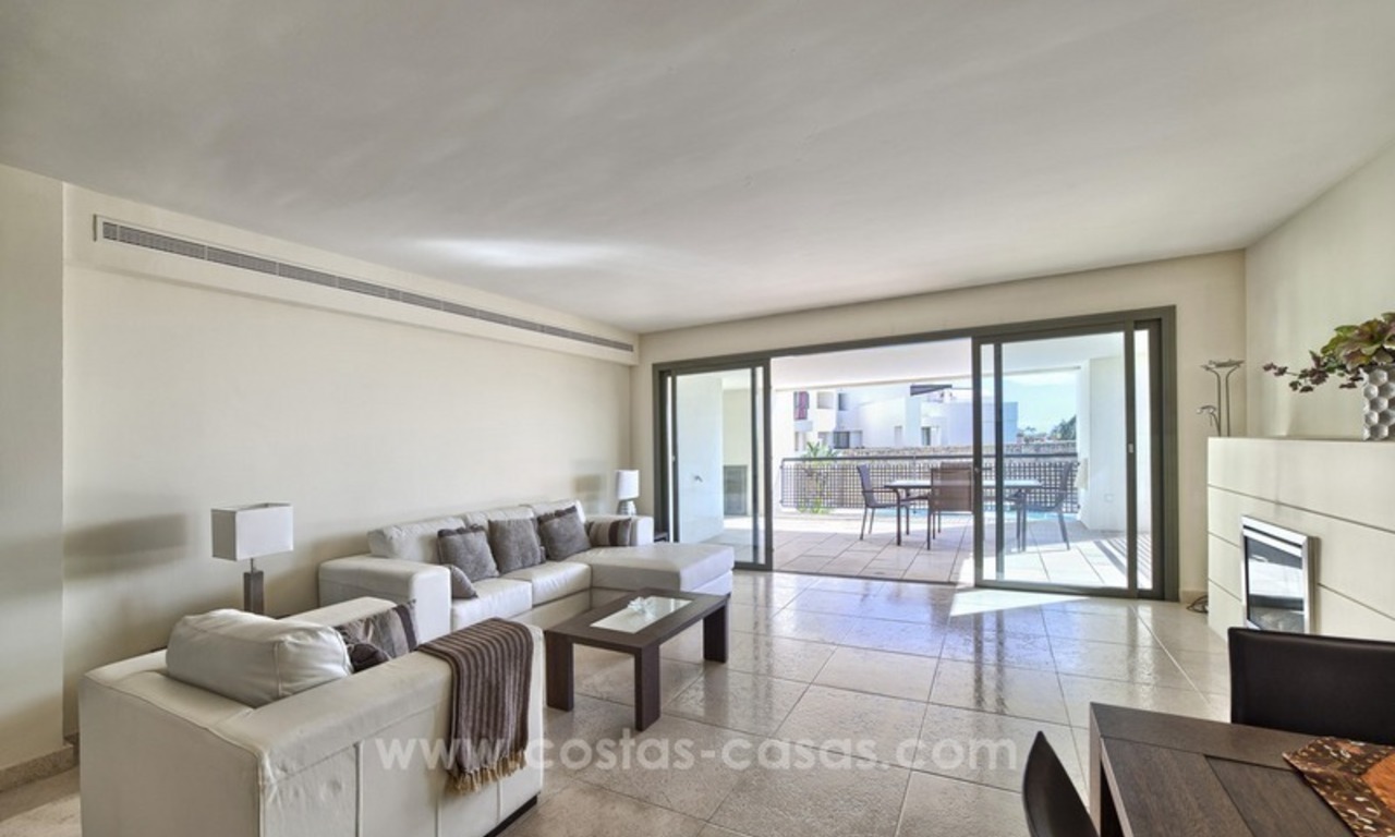 Para la venta: 2 apartamentos modernos de calidad superior y de estilo contemporáneo en un Golf Resort en Benahavís - Marbella 2