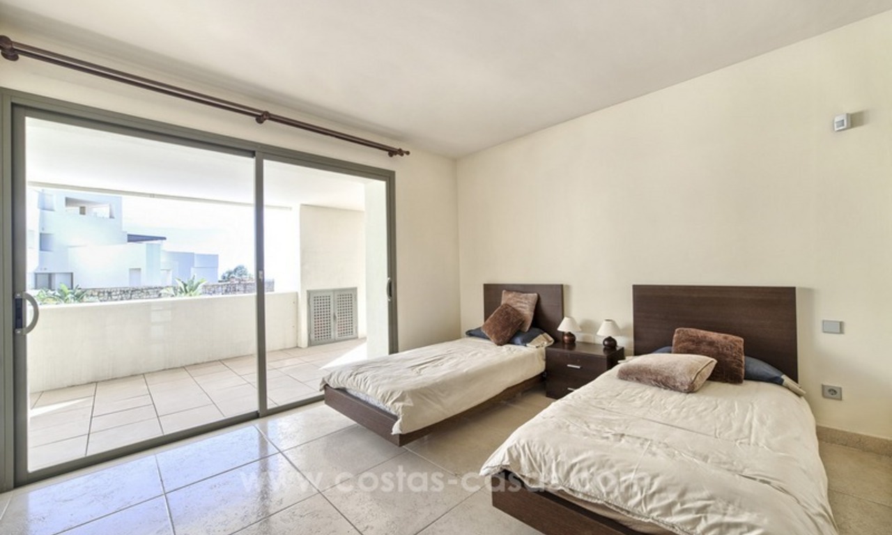 Para la venta: 2 apartamentos modernos de calidad superior y de estilo contemporáneo en un Golf Resort en Benahavís - Marbella 6