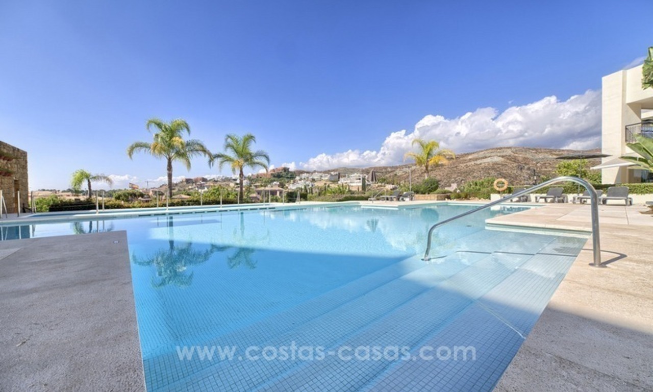 Para la venta: 2 apartamentos modernos de calidad superior y de estilo contemporáneo en un Golf Resort en Benahavís - Marbella 10