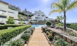 Para la venta: 2 apartamentos modernos de calidad superior y de estilo contemporáneo en un Golf Resort en Benahavís - Marbella 12