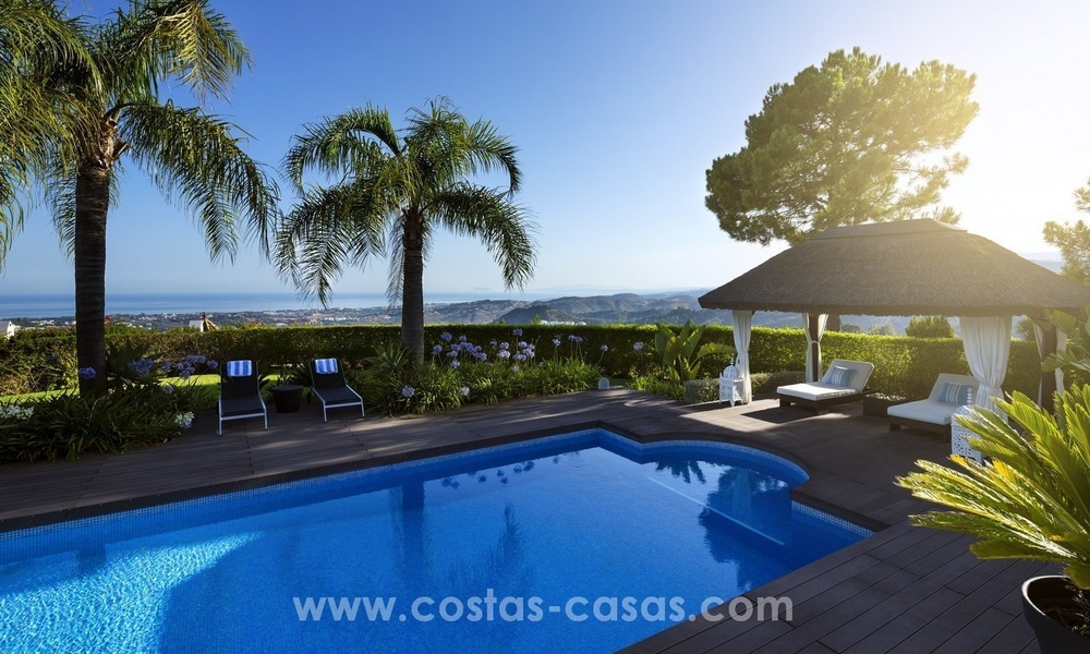 Marbella - Benahavis en venta: Increíbles vistas panorámicas al mar y Villa totalmente reformada 434