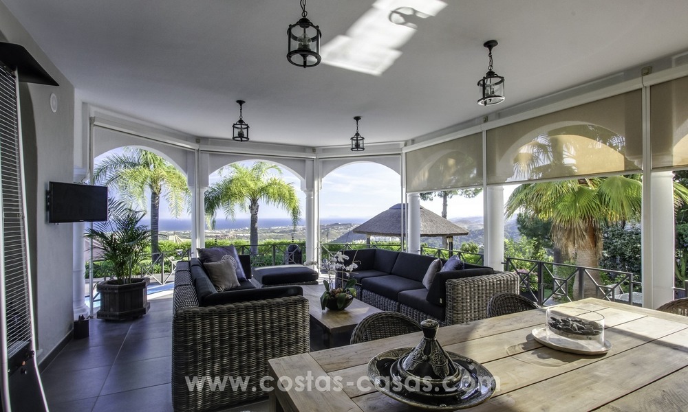 Marbella - Benahavis en venta: Increíbles vistas panorámicas al mar y Villa totalmente reformada 418