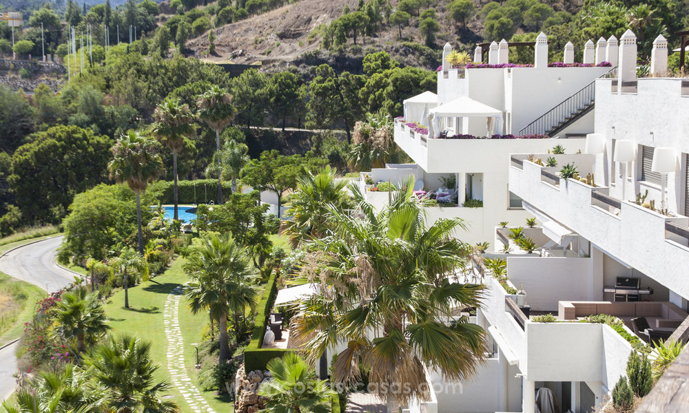 Apartamento ático moderno con vistas panorámicas al mar en venta en Benahavis - Marbella 20003