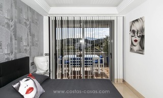 En venta en Marbella - Benahavís: Lujoso apartamento de estilo moderno en golf resort 29