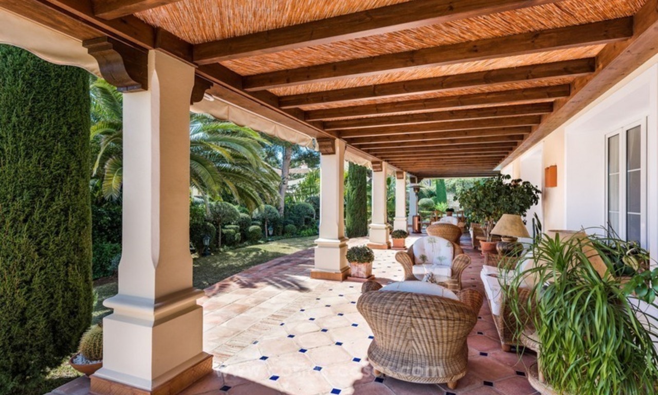Elegante villa de lujo de estilo tradicional en venta en Sierra Blanca, la Milla de Oro, Marbella 5