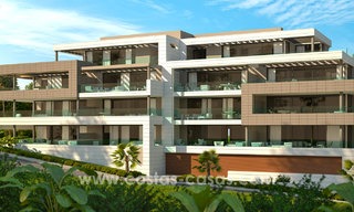 Apartamentos y áticos modernos cerca de la playa en venta entre Estepona - Marbella 5598 