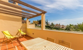 Áticos y apartamentos en venta en Nueva Andalucía, Marbella 2