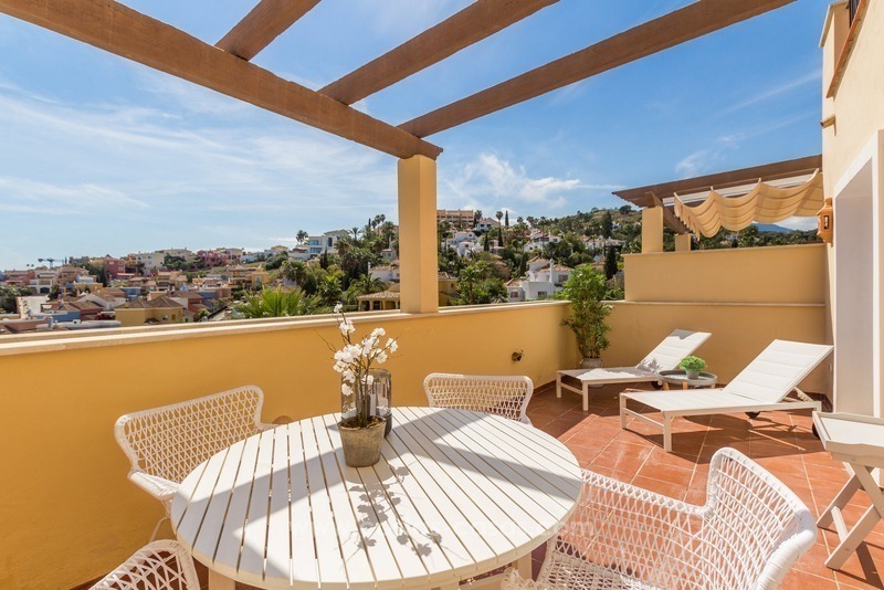 Áticos y apartamentos en venta en Nueva Andalucía, Marbella