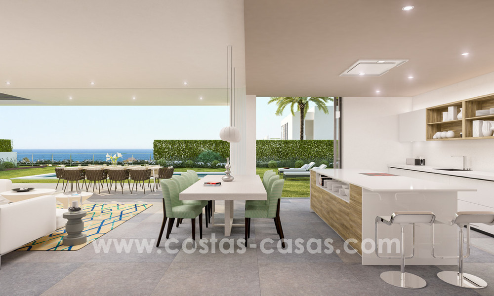 Villas contemporáneas a estrenar cerca de la playa en venta en Estepona 17602