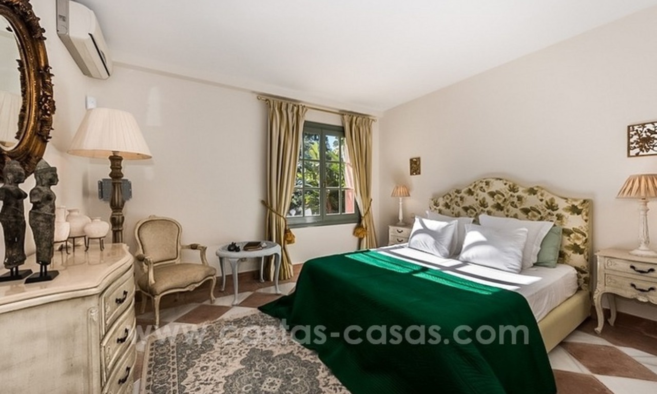 Villa encantadora y renovada en venta en Hacienda Las Chapas - Marbella 22