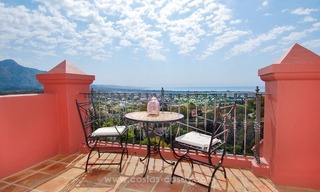 Vistas panorámicas al mar de 3 dormitorios Apartamento Ático en venta en Marbella - Benahavis 16