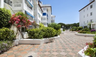 Playas del Duque a la venta: Apartamento totalmente Reformado en primera línea de playa en Puerto Banús, Marbella 33