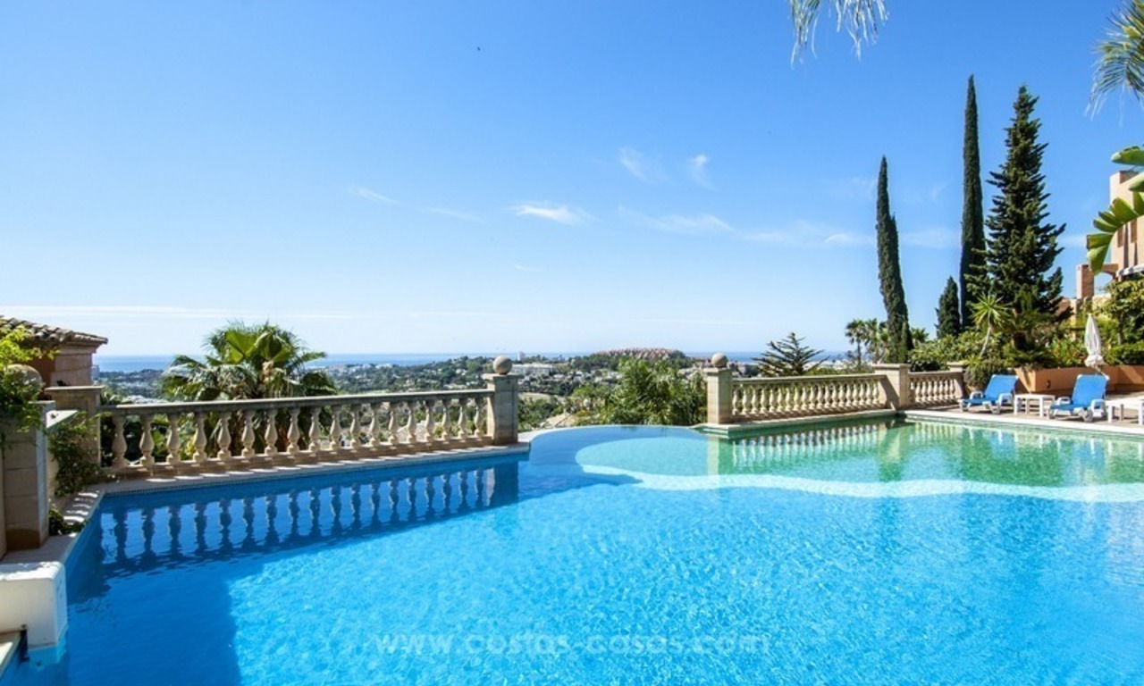 Marbella - Nueva Andalucía en venta: Magnífico apartamento en una zona muy buscada 4