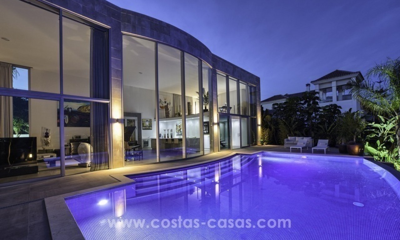 Impresionante Villa moderna en venta en Nueva Andalucía, Marbella - Benahavís 0