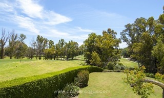Villa de Diseño en primera línea de golf en Nueva andalucía - Marbella 11