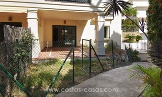 Oportunidad. Apartamento en venta en Nueva Andalucía, a poca distancia de todos los servicios y Puerto Banús en Marbella 2