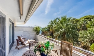 Oportunidad: En venta en Gran Marbella: Fantástico apartamento en primera línea de mar 7