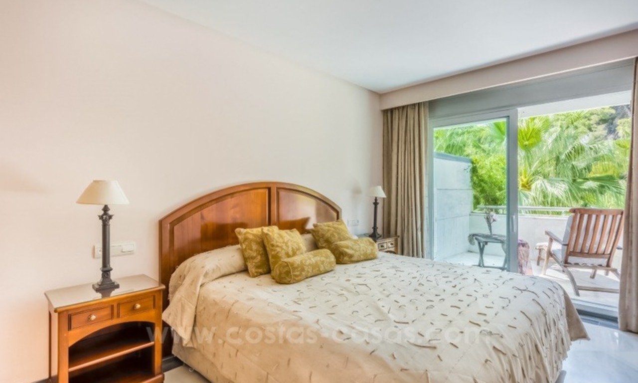 Oportunidad: En venta en Gran Marbella: Fantástico apartamento en primera línea de mar 14