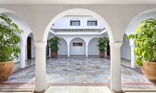 Villa de estilo andaluz moderno en venta en Nueva Andalucía, Marbella 5