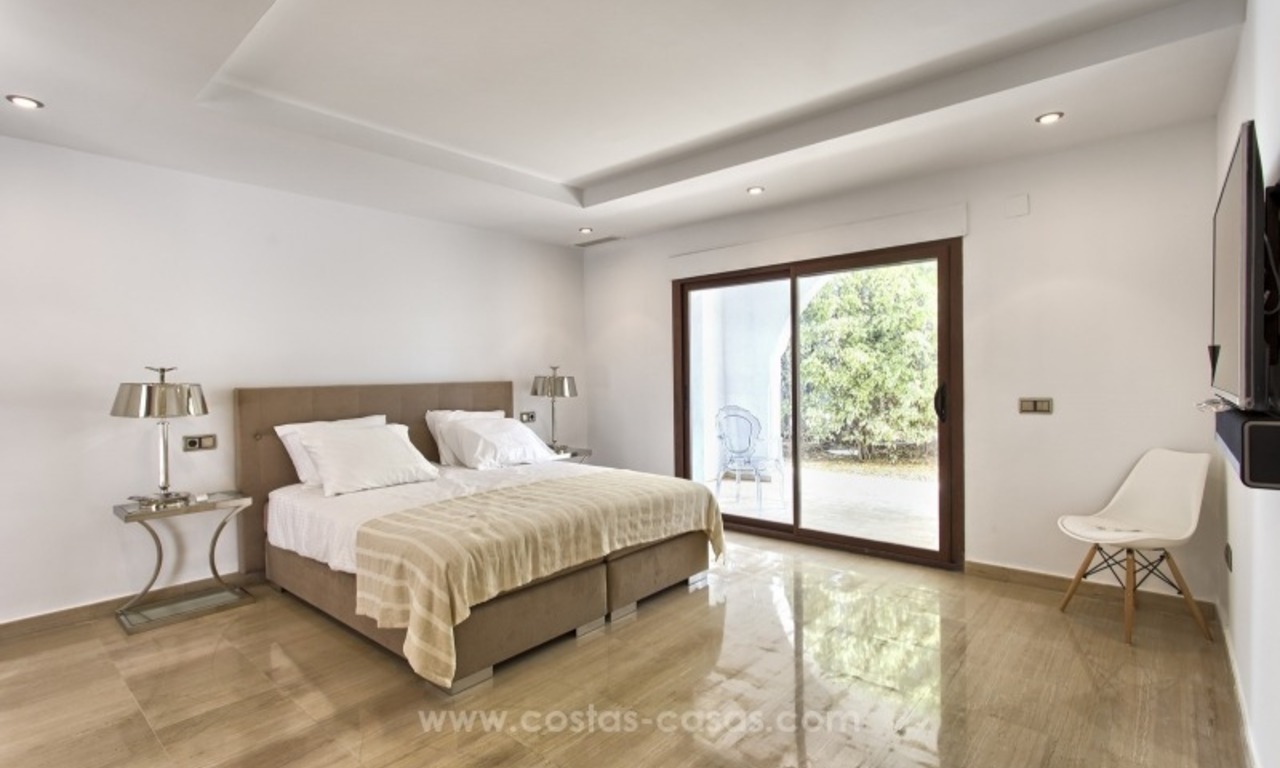 Villa de estilo andaluz moderno en venta en Nueva Andalucía, Marbella 17
