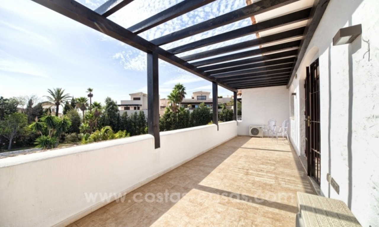 Villa de estilo andaluz moderno en venta en Nueva Andalucía, Marbella 22