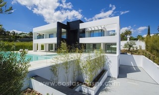 Villa de diseño Recientemente construida en venta en Nueva Andalucía, Marbella 4