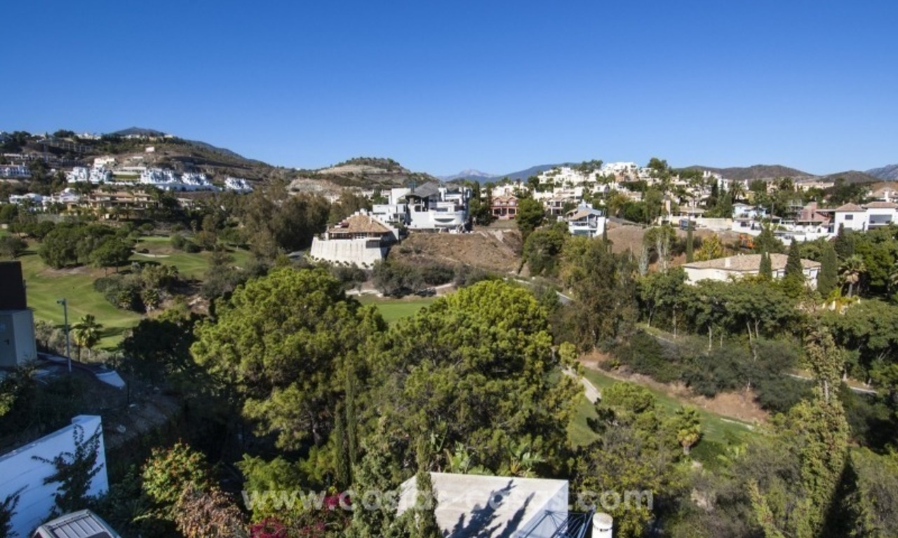 Villa de estilo contemporáneo con vistas al mar en el golf a la venta, zona exclusiva de Nueva Andalucía - Marbella 26