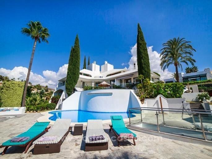 Villa de Diseño cerca del golf en venta en Nueva Andalucía, Marbella