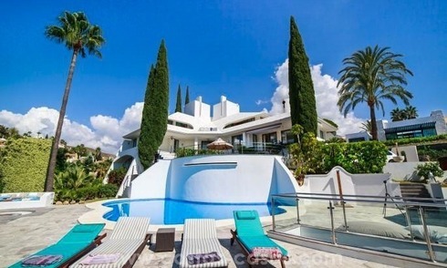 Villa de Diseño cerca del golf en venta en Nueva Andalucía, Marbella 