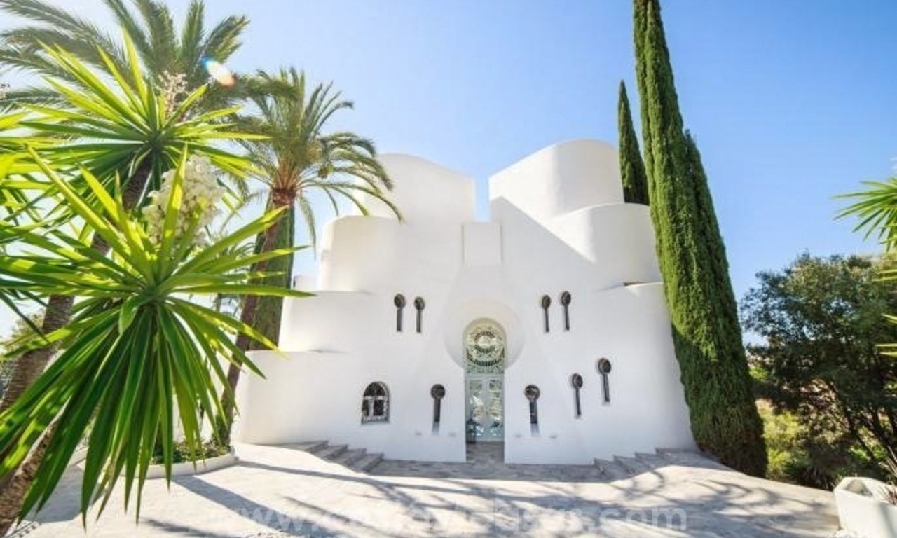 Villa de Diseño cerca del golf en venta en Nueva Andalucía, Marbella 1