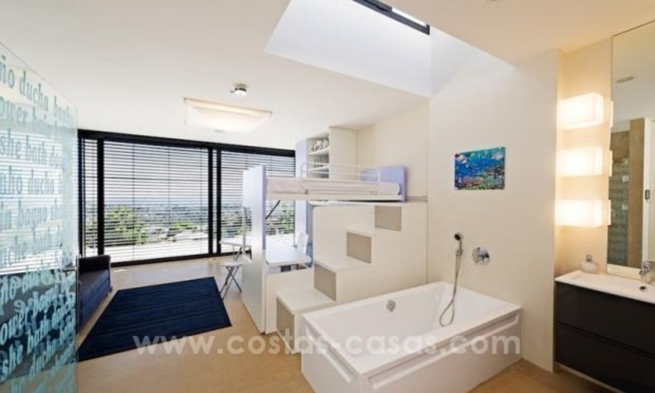 Villa ultra moderna en venta en Benahavis - Marbella 21