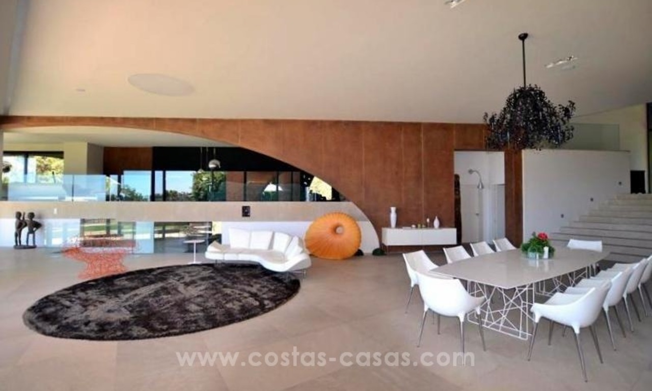 Villa ultra moderna en venta en Benahavis - Marbella 32