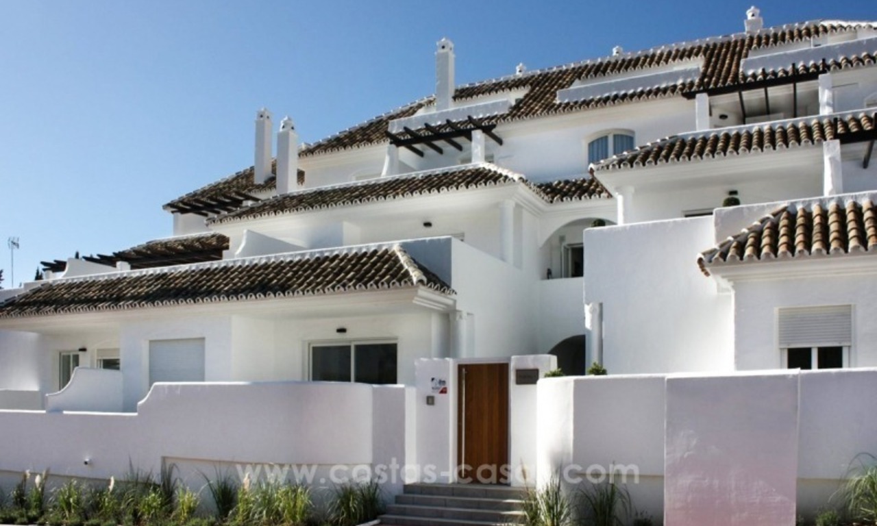 Apartamentos de lujo en venta en el corazón de Nueva Andalucía, Marbella 0