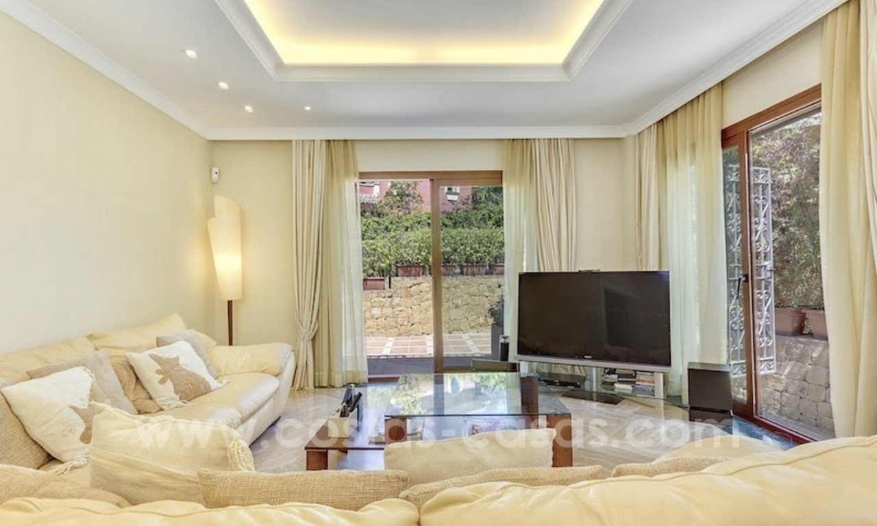 Preciosa y lujosa Villa en venta – Marbella Este 11