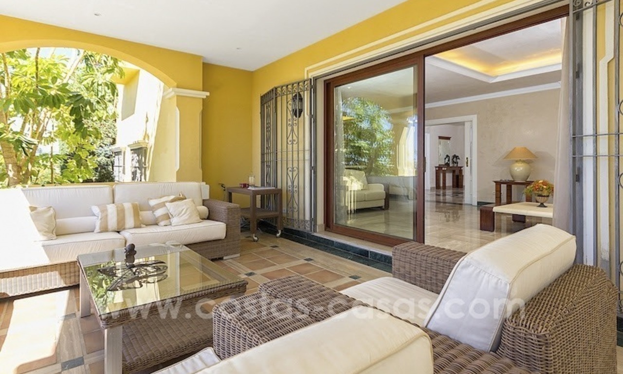 Preciosa y lujosa Villa en venta – Marbella Este 28
