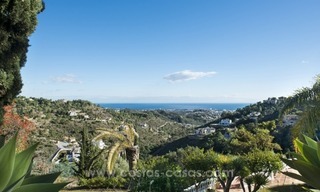 Villa en venta en Benahavis - Marbella: Urbanización El Madroñal en una parcela plana de 11.000m2 con vistas espectaculares 12