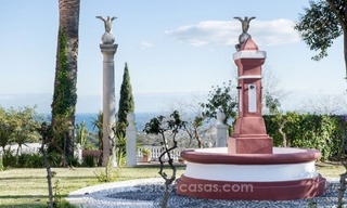 Villa en venta en Benahavis - Marbella: Urbanización El Madroñal en una parcela plana de 11.000m2 con vistas espectaculares 8