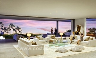 Magnífica villa moderna de primera línea de golf en venta en Benahavis - Marbella 3